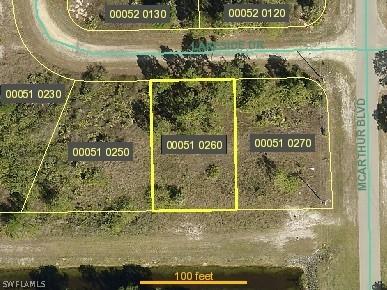 910 Lakeside Dr., Lehigh Acres, FL 33974