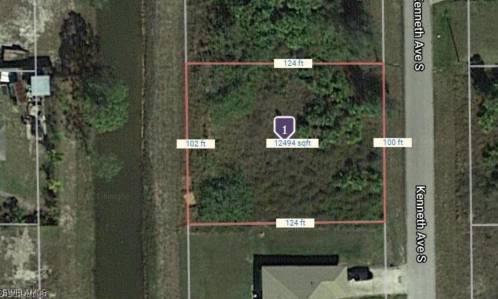 2224 Kenneth Ave., Lehigh Acres, FL 33973