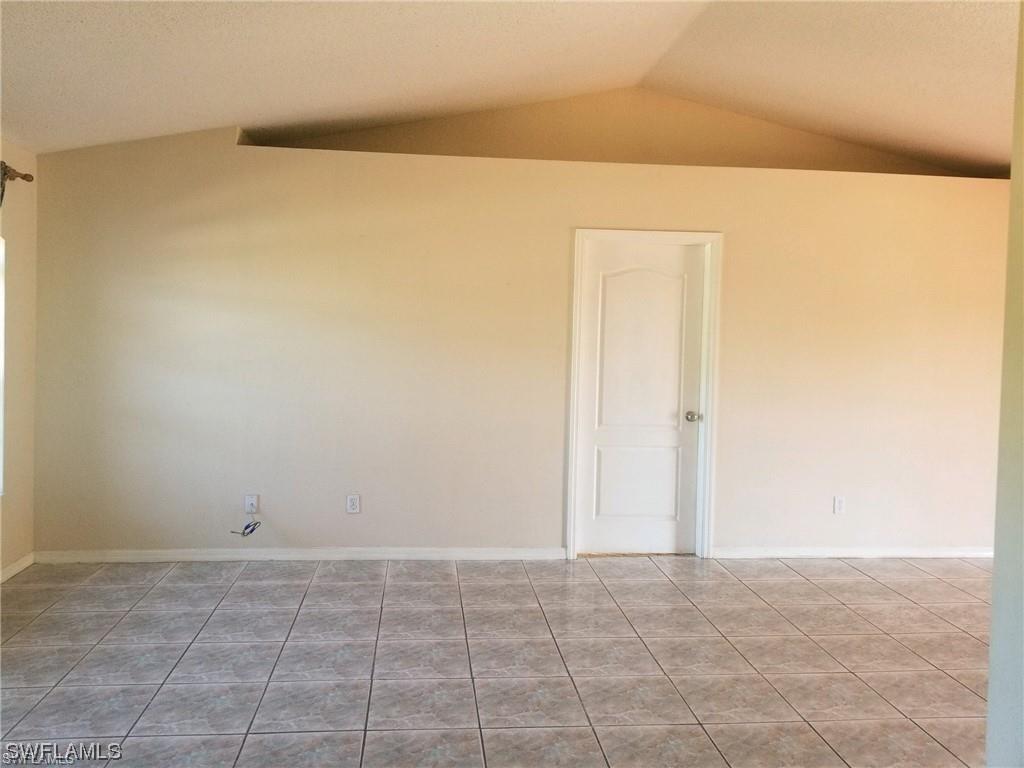 4003 15th St., Lehigh Acres, FL 33976