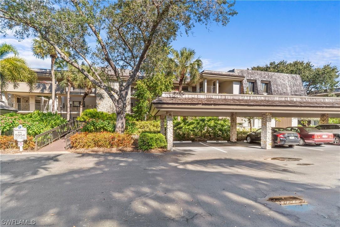 5954 Pelican Bay Blvd. #231, Naples, FL 34108