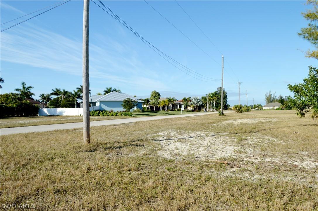 2738 NW 42nd Ave., Cape Coral, FL 33993