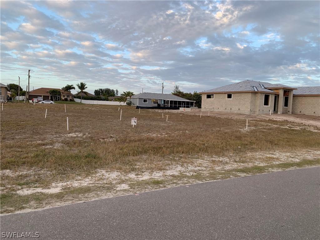 3711 NW 1st St., Cape Coral, FL 33993