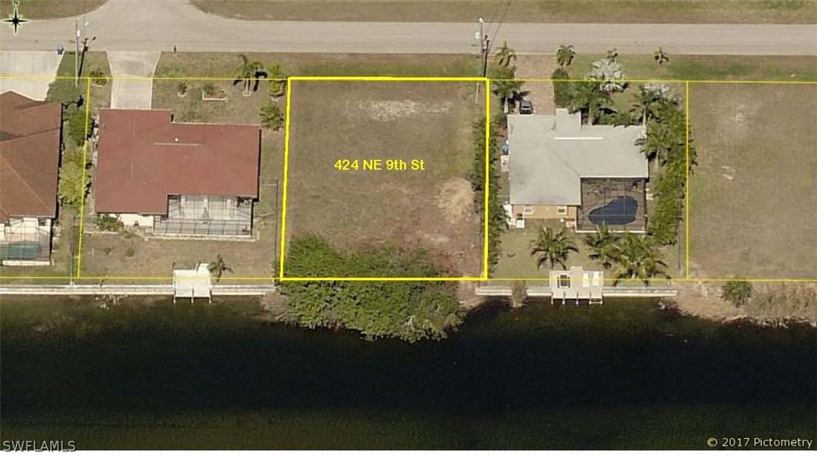 424 NE 9th St., Cape Coral, FL 33909