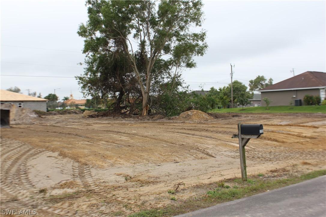 1110 SW 1st Ter., Cape Coral, FL 33991