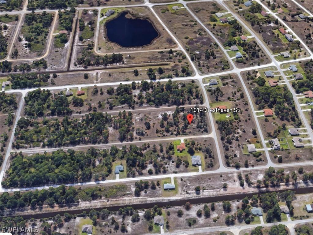 1014 Cresthaven St., Lehigh Acres, FL 33974