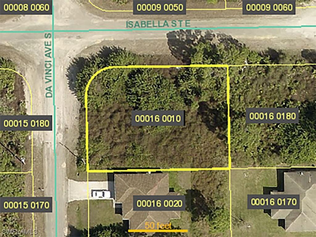 717 Da Vinci Ave., Lehigh Acres, FL 33974