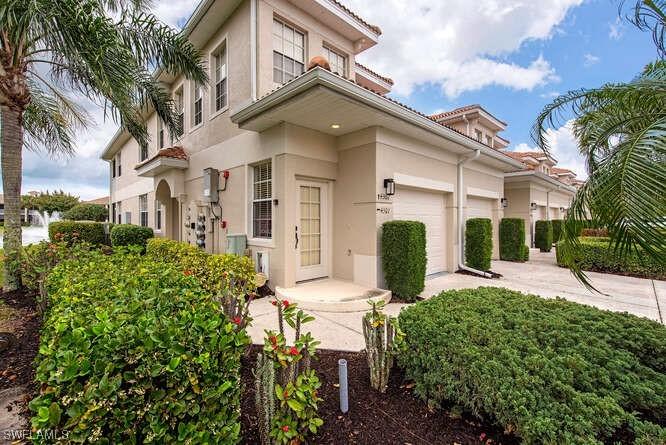 3062 Driftwood Way #4301, Naples, FL 34109