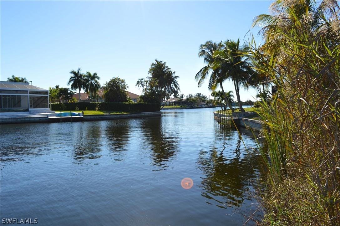 2806 SW 25th St., Cape Coral, FL 33914