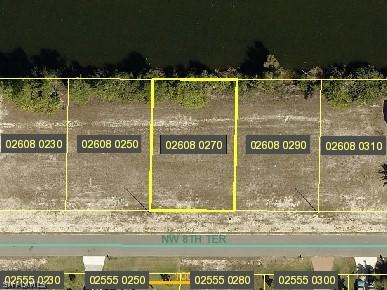 607 NW 8th Ter., Cape Coral, FL 33993