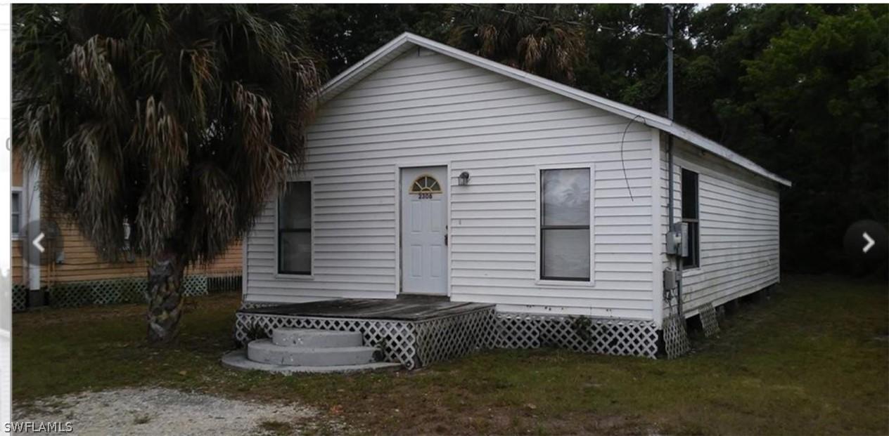 2306 Lane Ave., Fort Myers, FL 33901