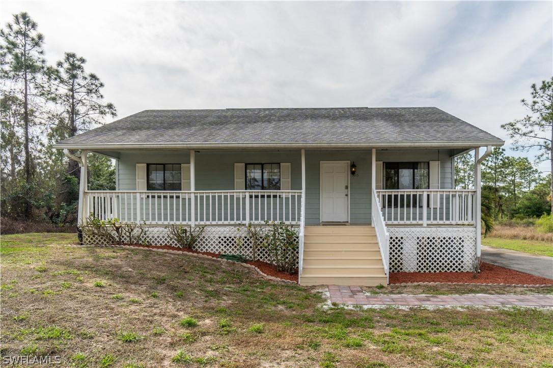 1415 Poinsettia Ave., Lehigh Acres, FL 33972