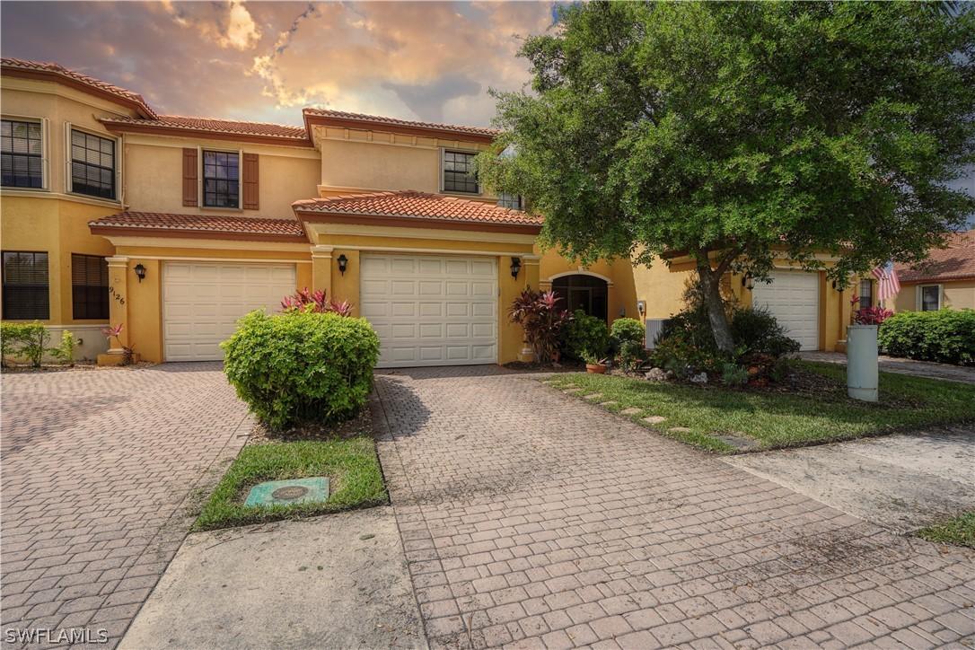 9122 Water Tupelo Rd., Fort Myers, FL 33912