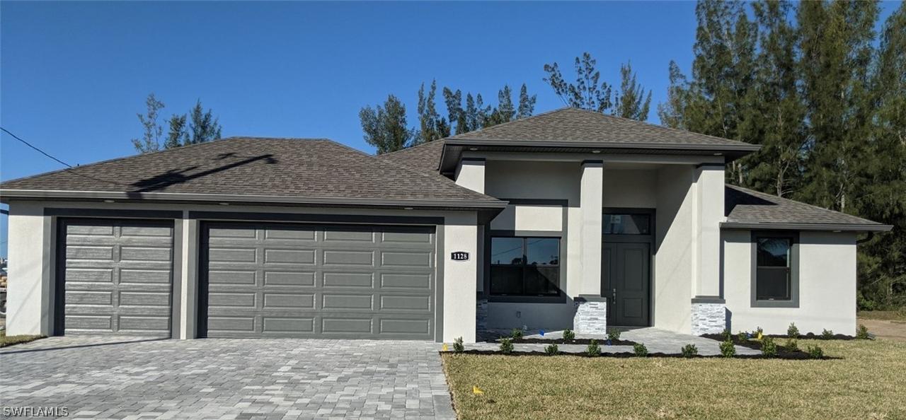 1829 SW 11th Ter., Cape Coral, FL 33991