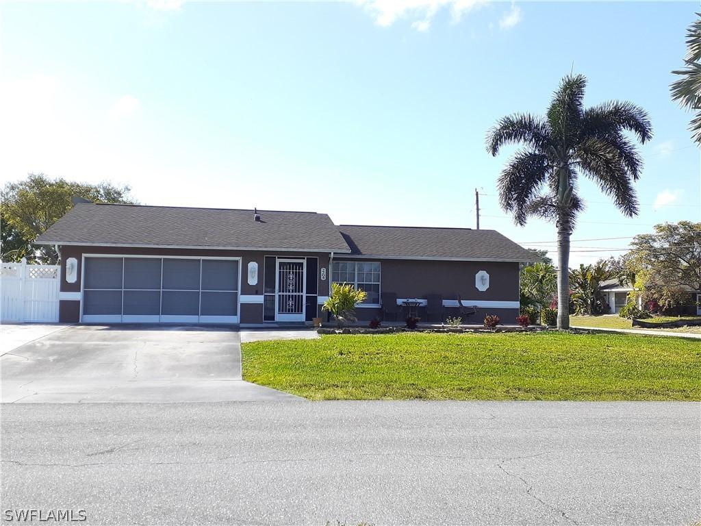 2204 NE 25th Ter., Cape Coral, FL 33909