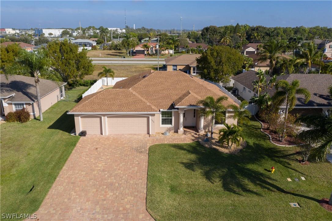 1935 SW 37th Ter., Cape Coral, FL 33914