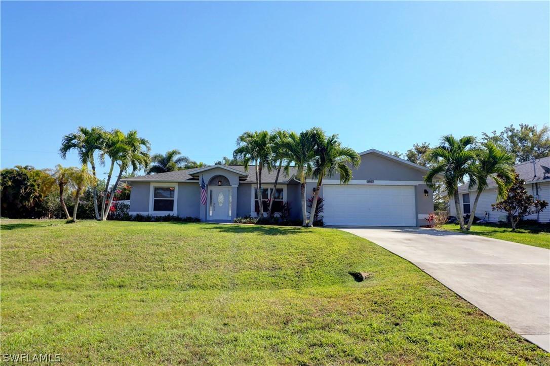 3907 SW 11th Pl., Cape Coral, FL 33914
