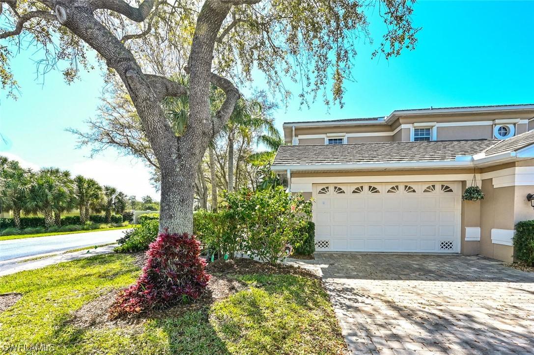 5040 Yacht Harbor Cir. #6-201, Naples, FL 34112