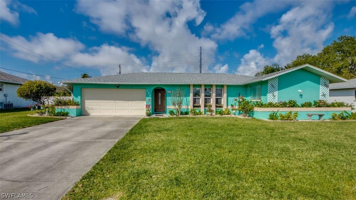 320 SE Santa Barbara Pl., Cape Coral, FL 33990