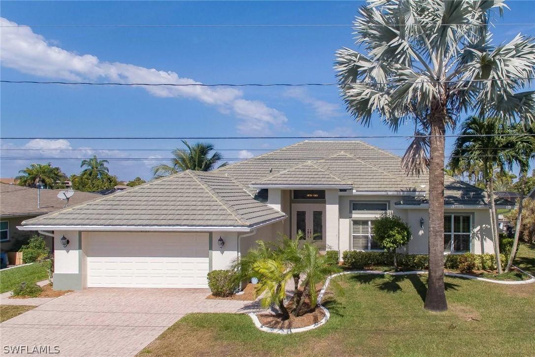 4127 SE 10th Ct., Cape Coral, FL 33904