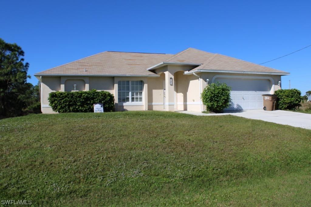 1040 Halby Ave., Lehigh Acres, FL 33974