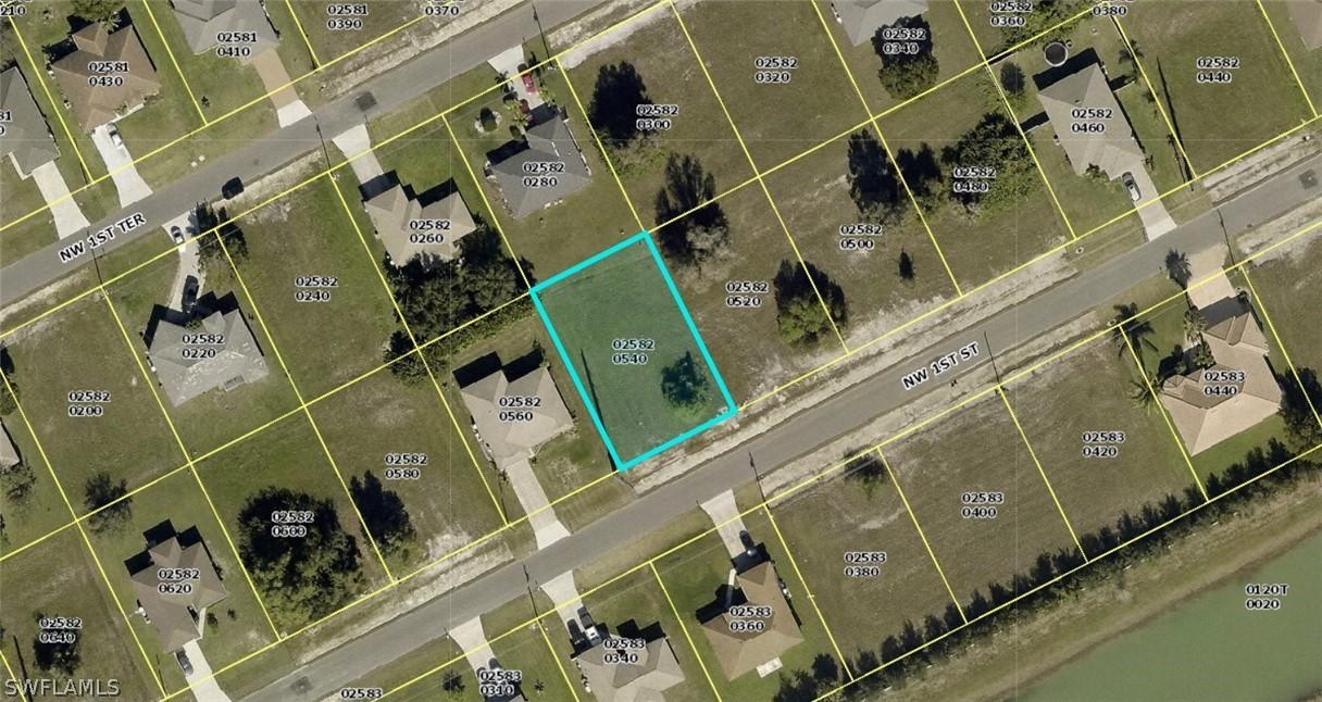 425 NW 1st St., Cape Coral, FL 33993