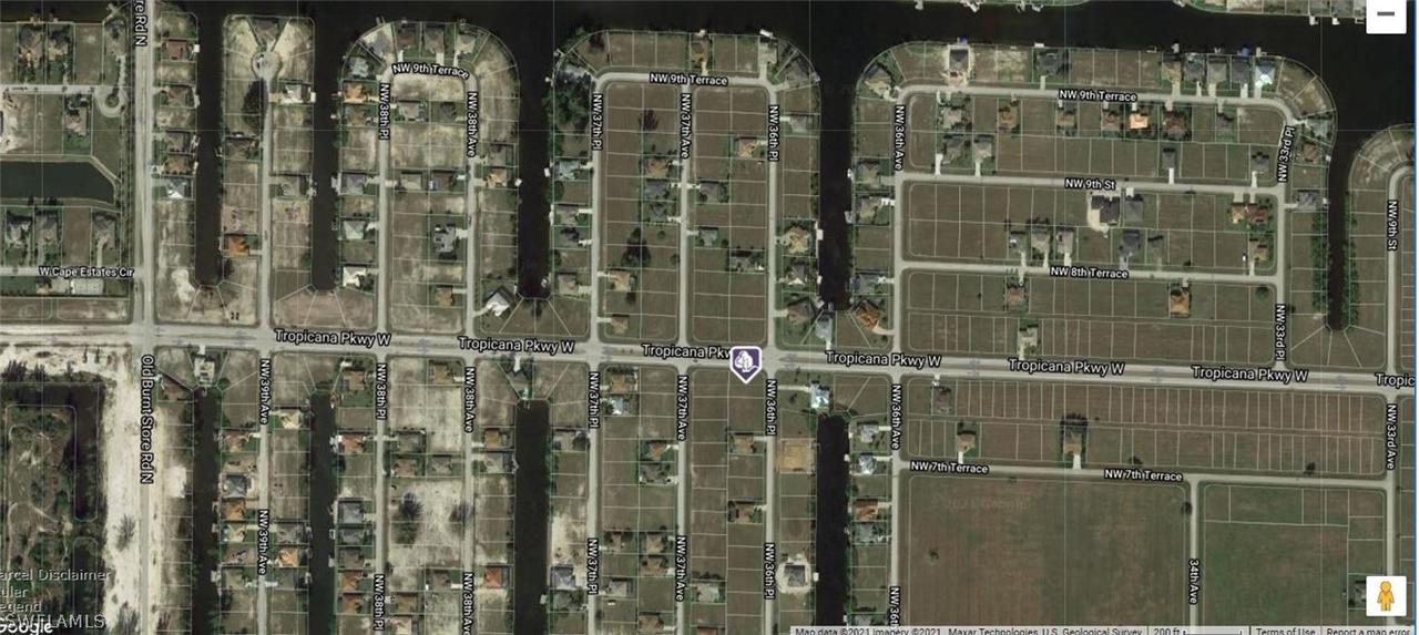 736 NW 36th Pl., Cape Coral, FL 33993