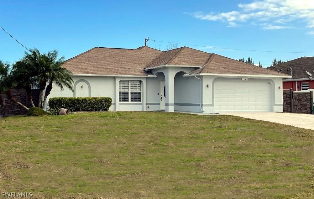 1527 Kismet Pkwy., Cape Coral, FL 33993