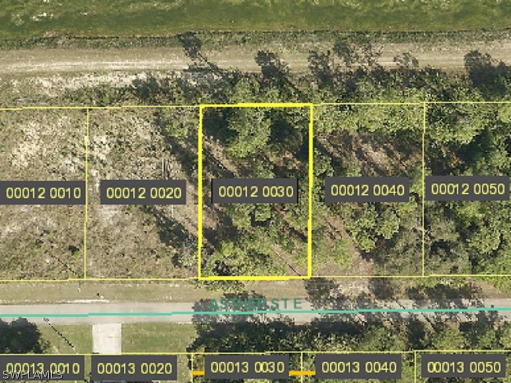 1007 Asther St., Lehigh Acres, FL 33974