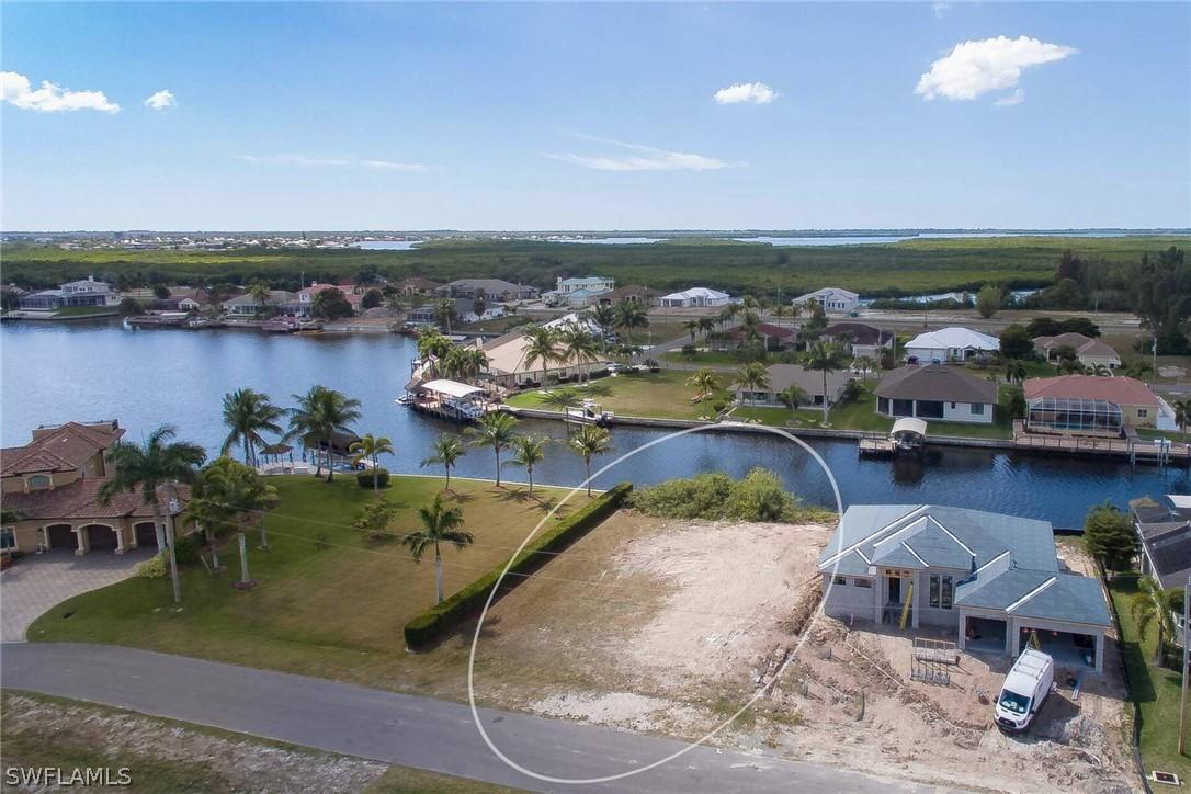 140 SW 38th Pl., Cape Coral, FL 33991