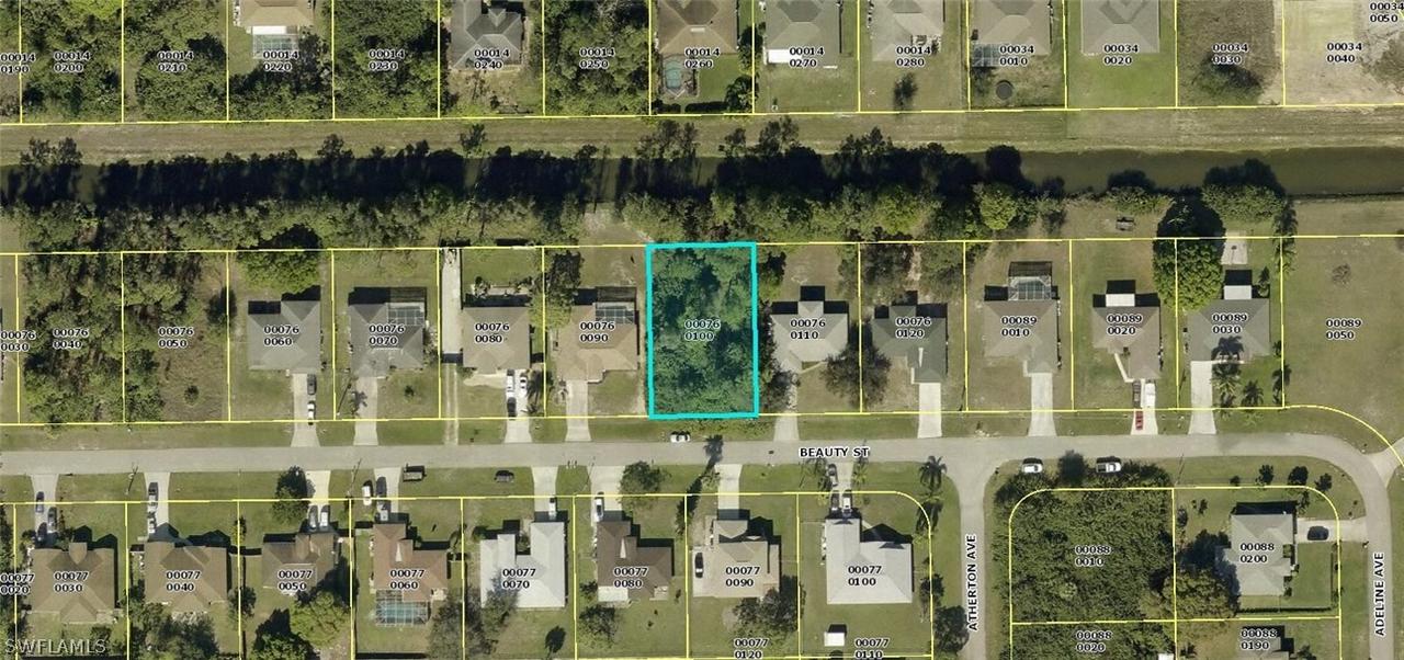 5204 Beauty St., Lehigh Acres, FL 33971