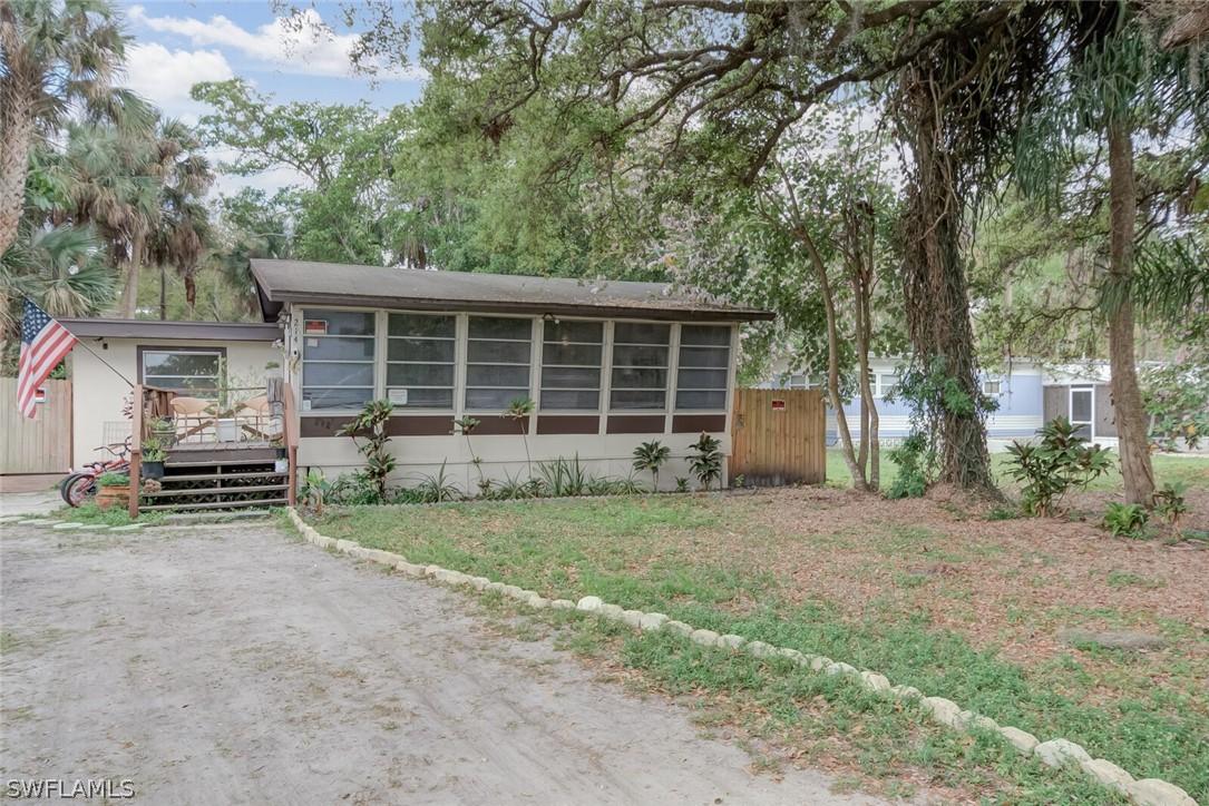 214 Labelle Ave., Fort Myers, FL 33905