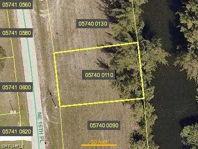 3725 NE 16th Pl., Cape Coral, FL 33909