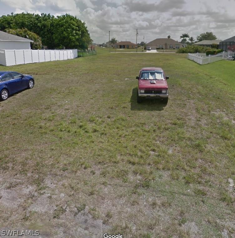 633 NE 6th Ave., Cape Coral, FL 33909