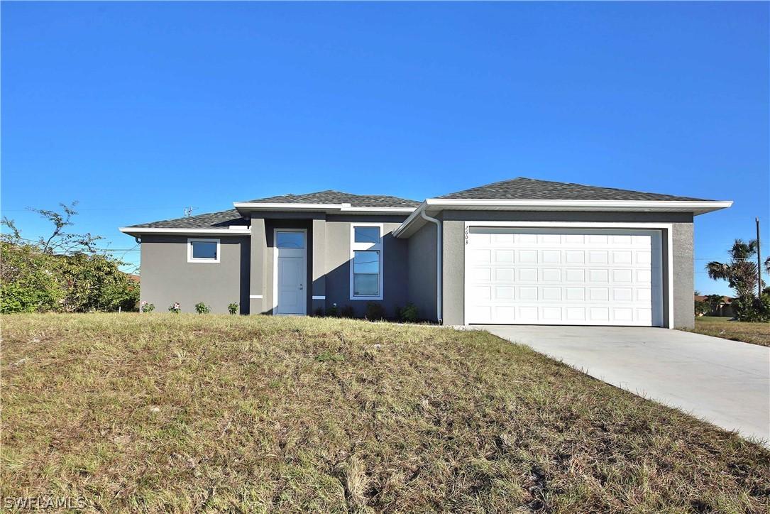452 NE 1st Pl., Cape Coral, FL 33909