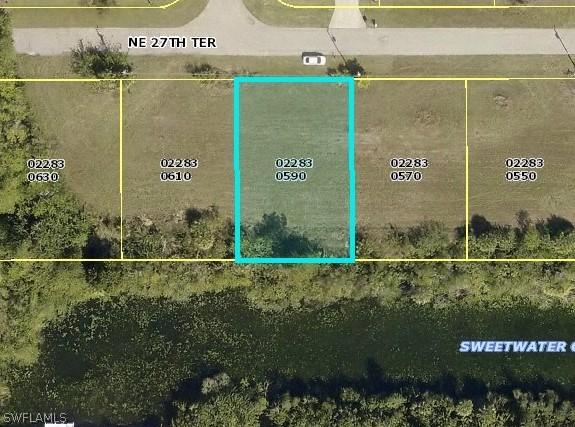 1702 NE 27th Ter., Cape Coral, FL 33909