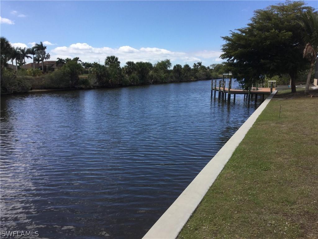 4002 NW 36th Ln., Cape Coral, FL 33993