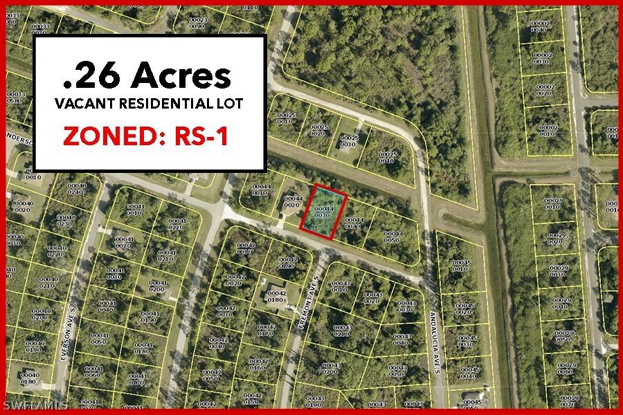 1061 Anderson St., Lehigh Acres, FL 33974