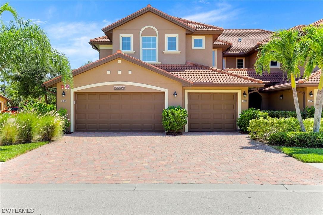 6669 Alden Woods Cir. #7-101, Naples, FL 34113