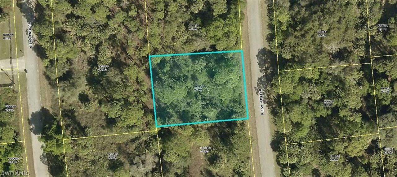 126 Bremen Ave., Lehigh Acres, FL 33974