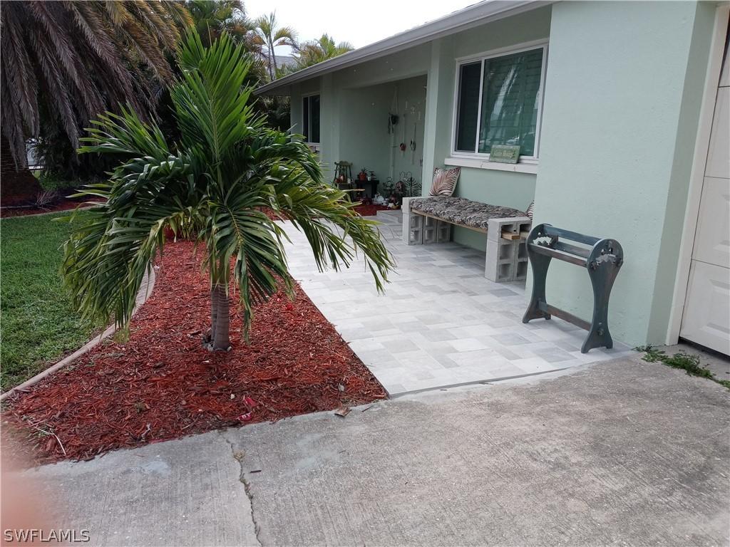 1319 SE 21st Ter., Cape Coral, FL 33990
