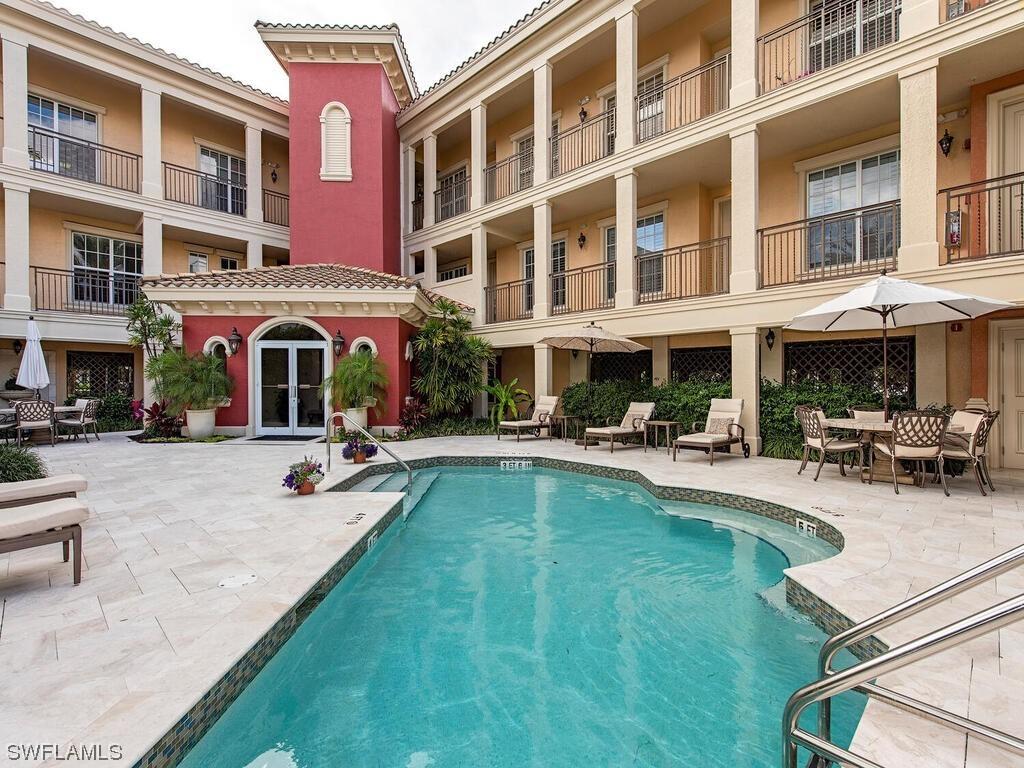 411 6th St. #202, Naples, FL 34102