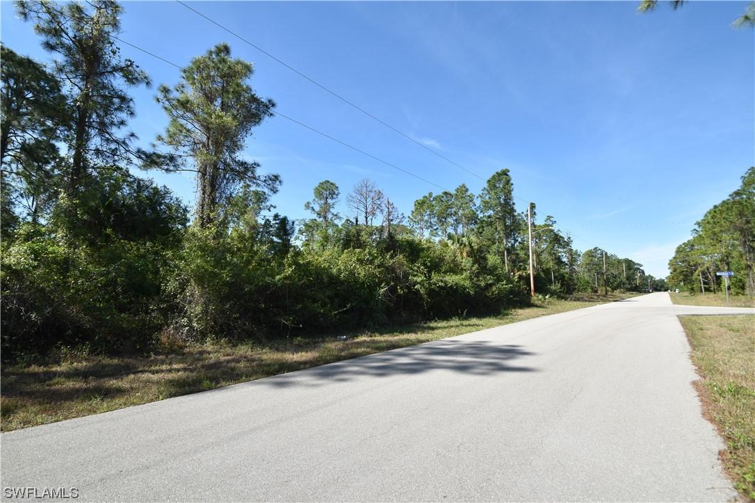 952 Alcalde St., Lehigh Acres, FL 33974