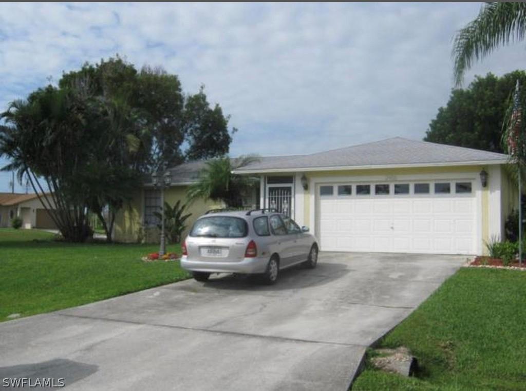 2416 NE 20th Pl., Cape Coral, FL 33909