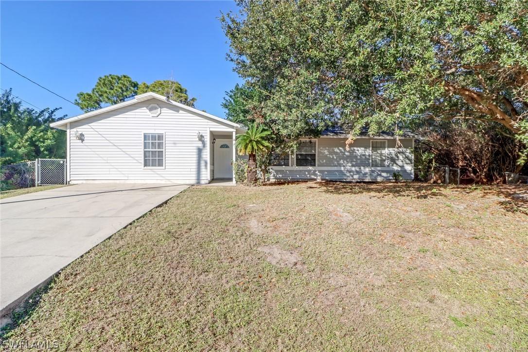 2912 9th St., Lehigh Acres, FL 33971