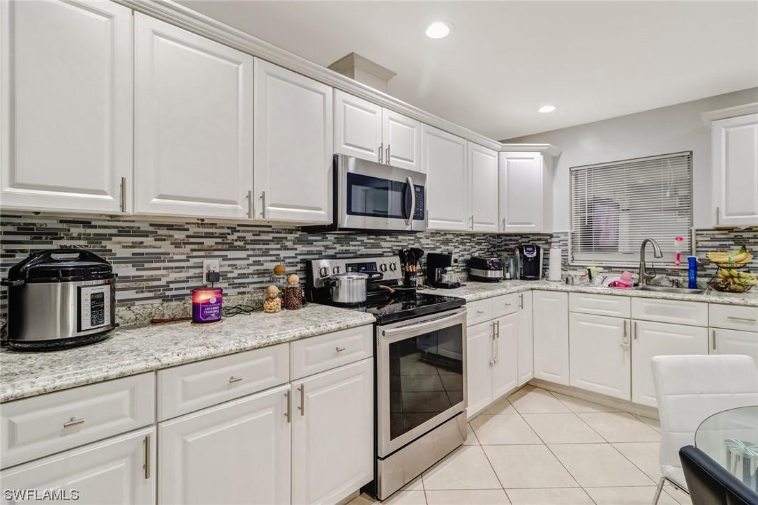 4105 Thomasson Ln., Naples, FL 34112