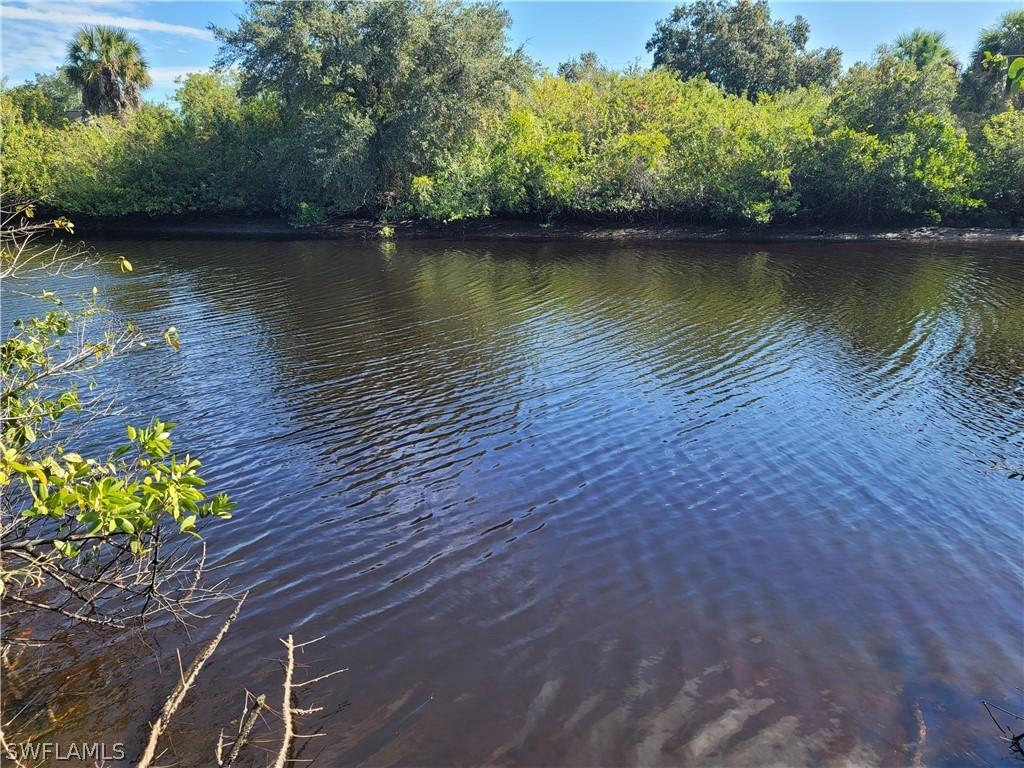 520 Mcdill Dr., Port Charlotte, FL 33953