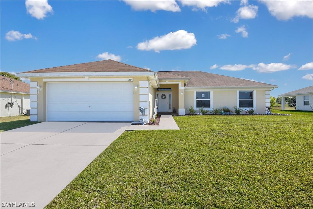 201 NW 20th Ave., Cape Coral, FL 33993