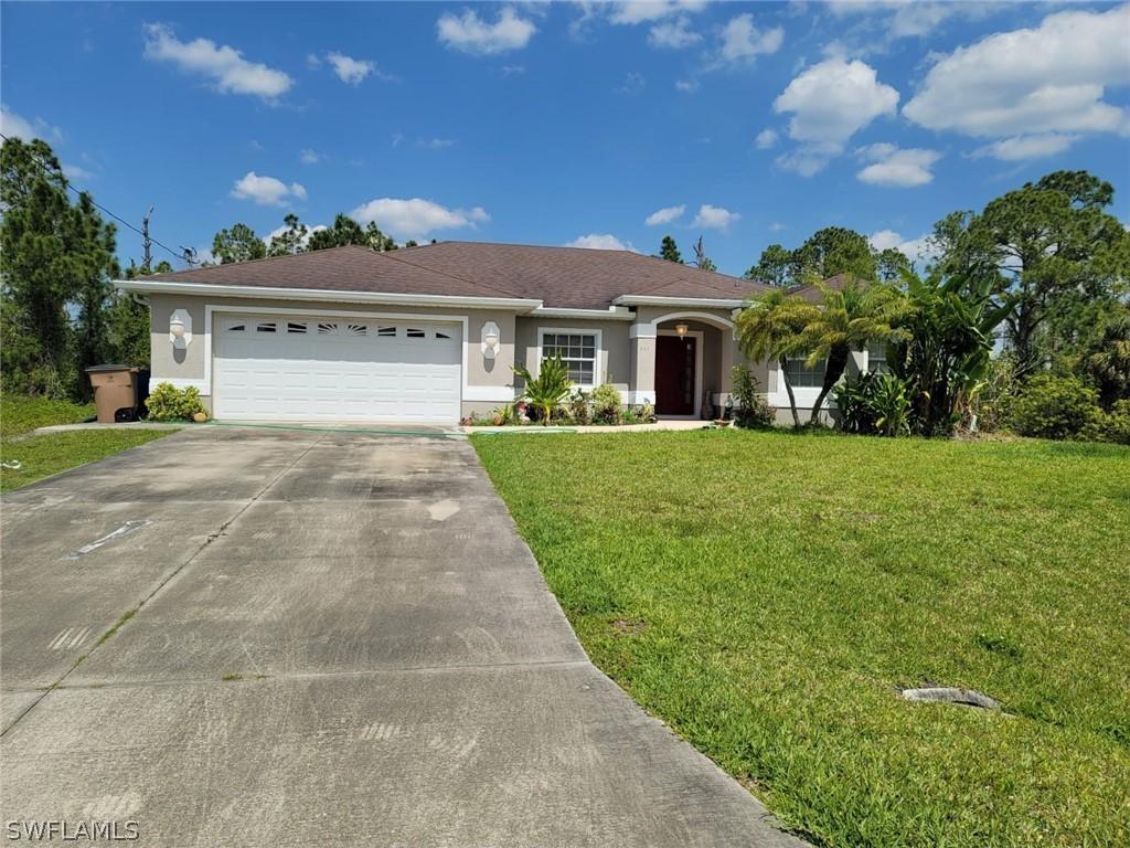 657 Kraft St., Lehigh Acres, FL 33974