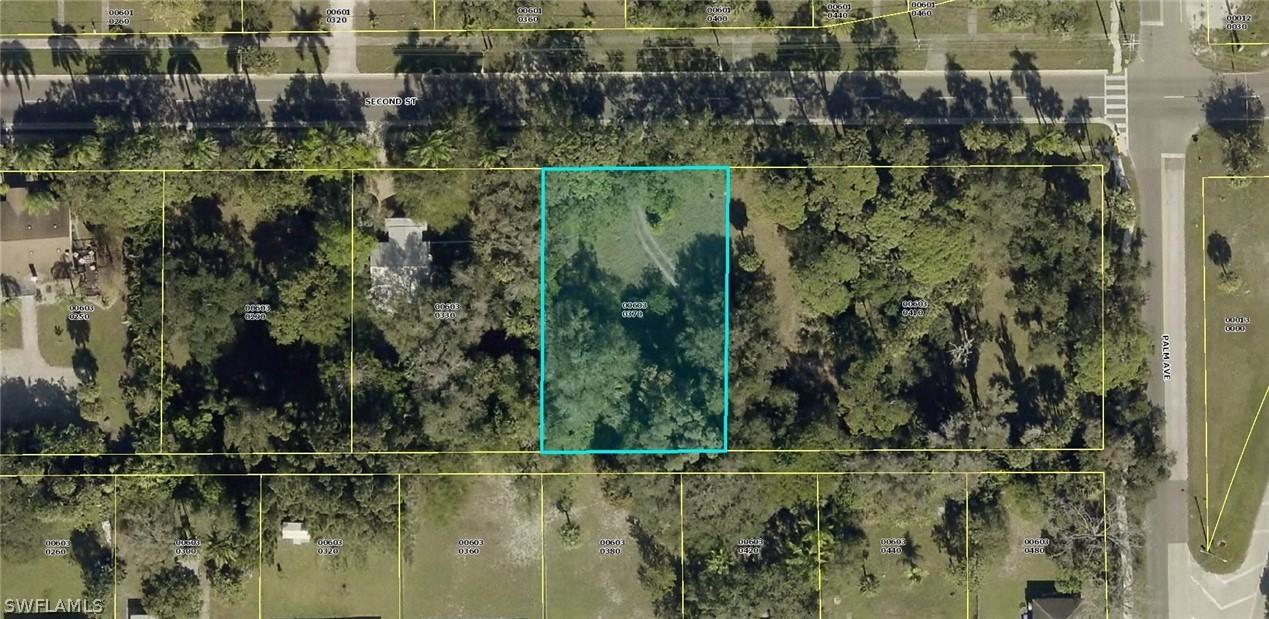 2742 2nd St., Fort Myers, FL 33916