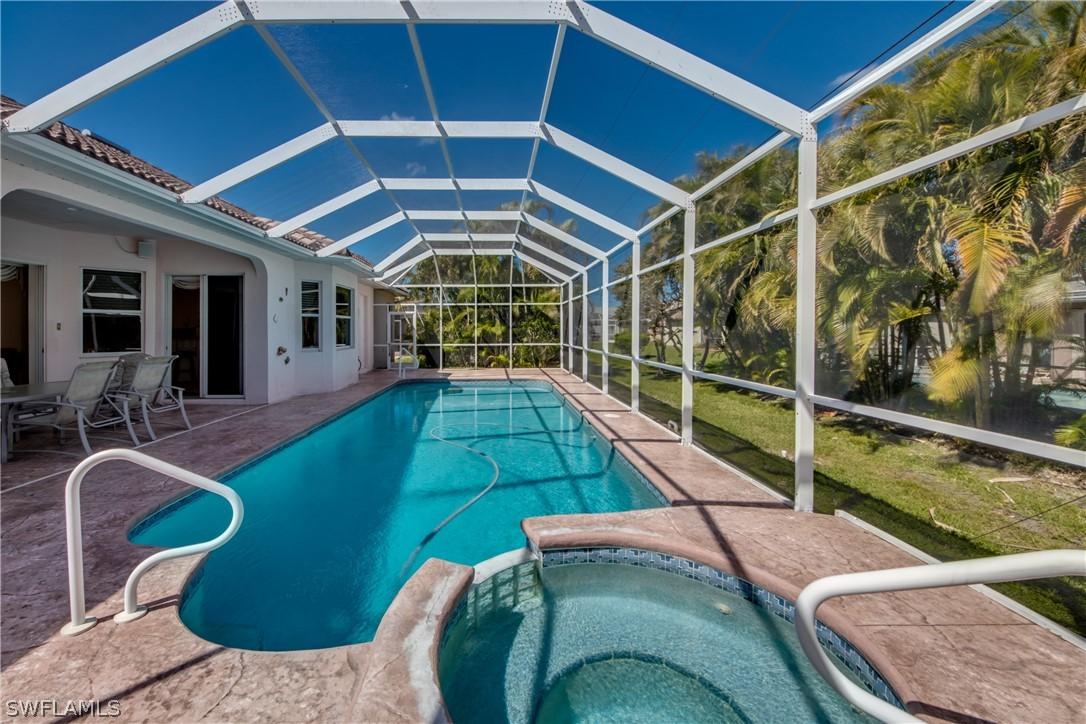 1721 SW 49th Ln., Cape Coral, FL 33914